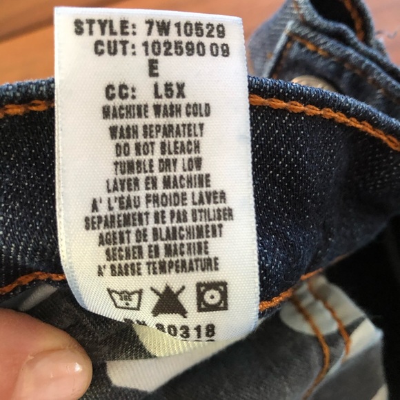 Lucky Jeans w Embroidered Back Pockets - Picture 6 of 6